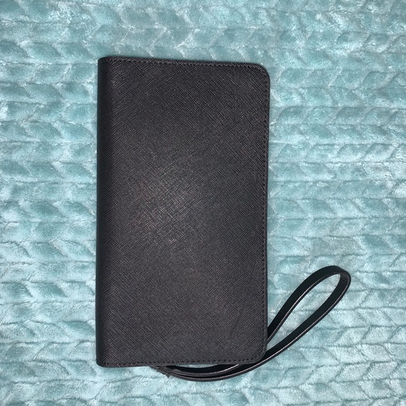 Calvin Klein Wristlet Black NWOT - Picture 2 of 3